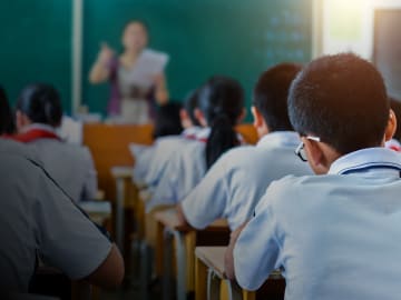 Interacciones en el aula con CLASS: apoyo emocional, manejo de aula y pedagogía